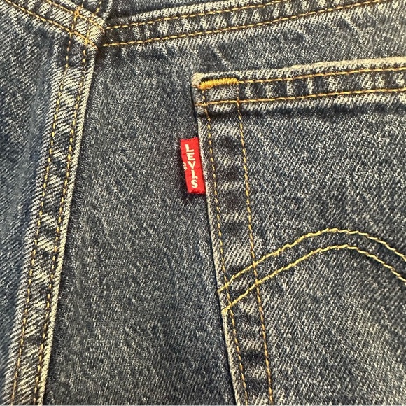 Levi 501 Button Fly Jean Shorts Size 27 - Picture 3 of 9